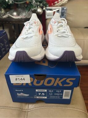 Brooks Women's White Running Sneakers with Peach and Purple Accents